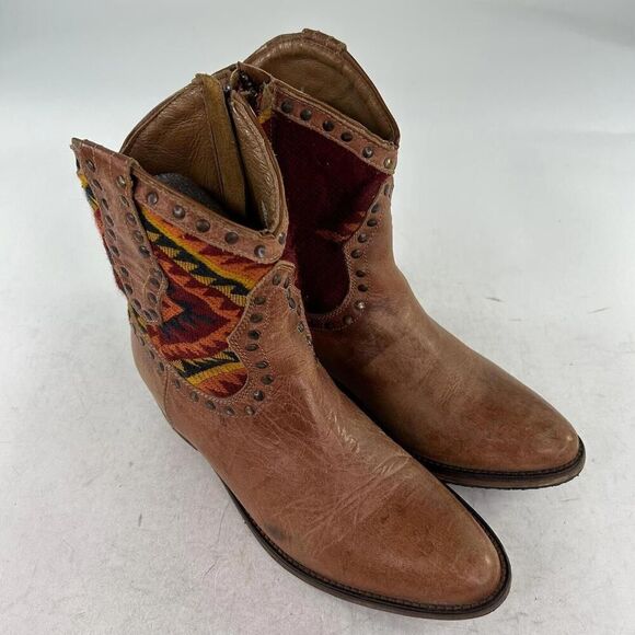 Steve Madden Swaret Ankle Boots IS 8 M Womens Brown Leather Aztec Western Boot - Picture 5 of 10